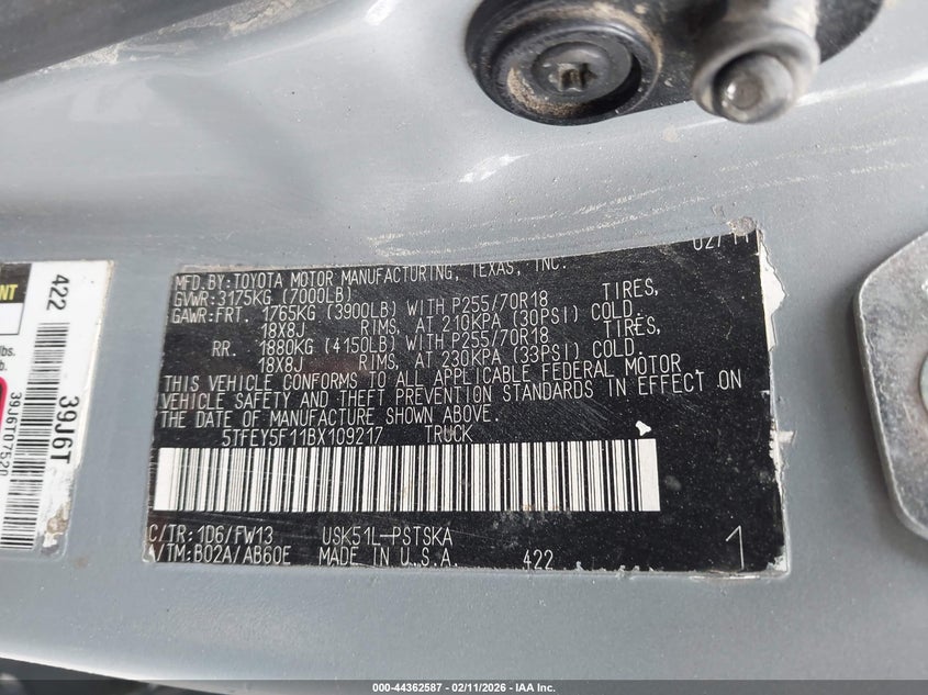 2011 Toyota Tundra VIN 5TFEY5F11BX109217 IAAI salvage auction — LEFT SIDE, Salvage (California), sold $3,350 on 2026-07-14 (photo 9)