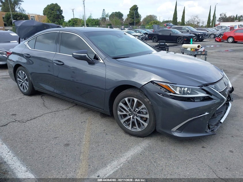 2024 Lexus ES VIN 58ACZ1B1XRU181701 IAAI salvage auction — REAR END, Salvage Title, sold $16,500 on 2026-07-09 (photo 1)