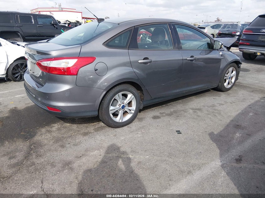 2014 Ford Focus VIN 1FADP3F25EL110934 IAAI salvage auction — RIGHT FRONT, Salvage (California), sold $325 on 2026-07-09 (photo 4)
