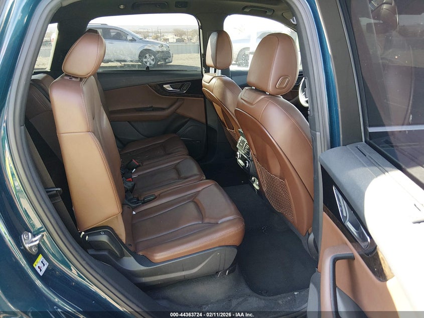 2019 Audi Q7 VIN WA1LAAF77KD041283 IAAI salvage auction — REAR END, Salvage Title, sold $25 on 2026-07-27 (photo 8)