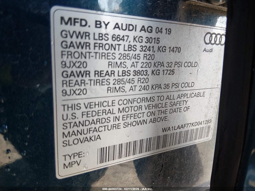 2019 Audi Q7 VIN WA1LAAF77KD041283 IAAI salvage auction — REAR END, Salvage Title, sold $25 on 2026-07-27 (photo 9)