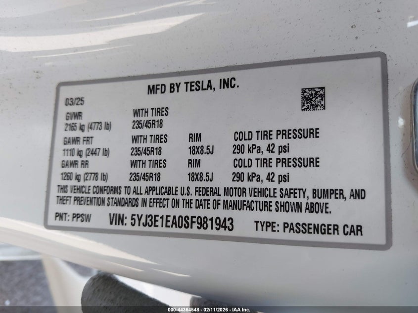 2025 Tesla Model 3 VIN 5YJ3E1EA0SF981943 IAAI salvage auction — RIGHT FRONT, Salvage (Hawaii), sold $12,900 on 2026-08-25 (photo 9)