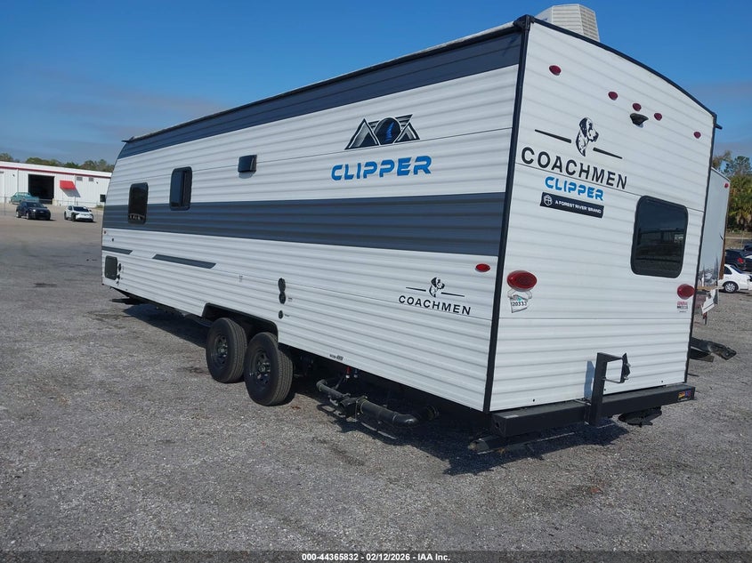 2025 VIN 5ZT2CWRB9SJ135643 IAAI salvage auction — Burn Interior, Salvage Title, sold $1,700 on 2026-07-09 (photo 3)