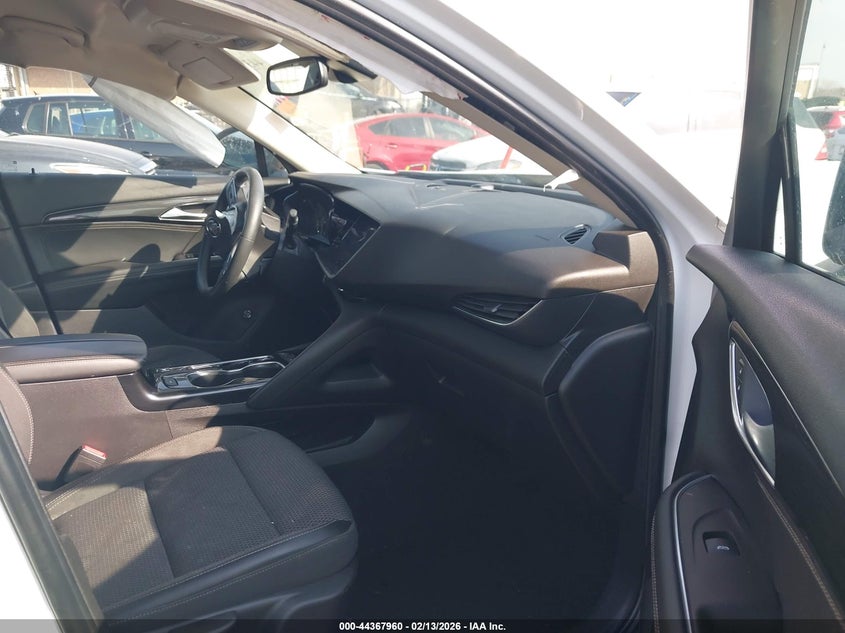 2022 Buick Envision VIN LRBAZLR47ND053424 IAAI salvage auction — FRONT END, Salvage Title, sold $2,600 on 2026-07-29 (photo 5)