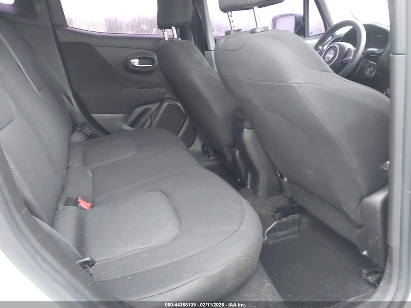 2020 Jeep Renegade VIN ZACNJAAB1LPL00862 IAAI salvage auction — FRONT END, Salvage Title, sold $350 on 2026-07-09 (photo 8)