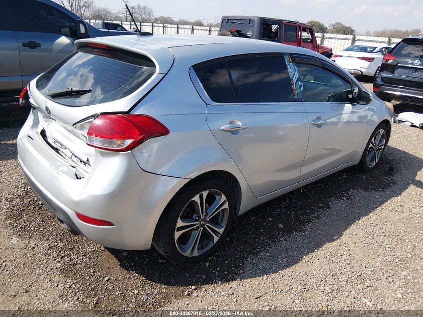 2016 Kia Forte VIN KNAFX5A86G5548022 IAAI salvage auction — REAR END, Original (Texas), sold $725 on 2026-07-15 (photo 4)