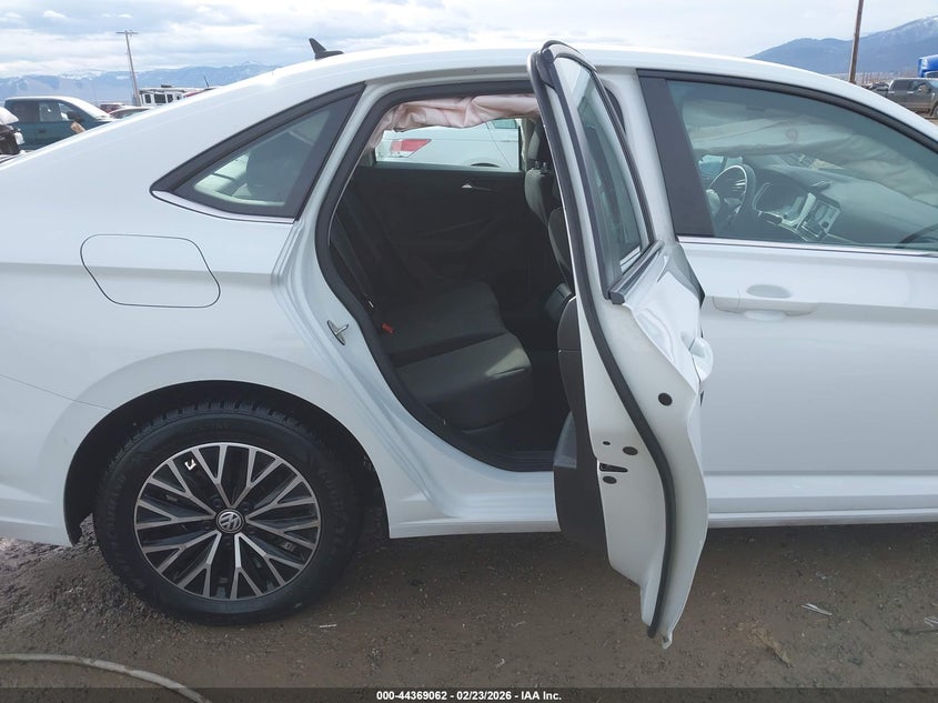 2021 Volkswagen Jetta VIN 3VWC57BU0MM044958 IAAI salvage auction — FRONT END, Salvage (Montana), sold $2,100 on 2026-07-22 (photo 8)