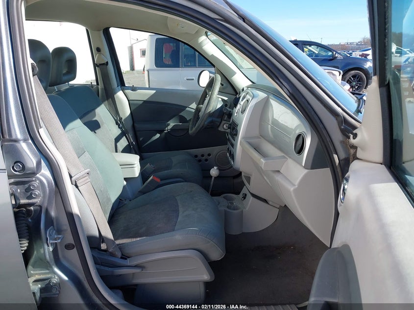 2009 Chrysler Pt cruiser VIN 3A8FY48979T501358 IAAI salvage auction — FRONT END, Salvage (Oregon), sold $25 on 2026-07-09 (photo 5)