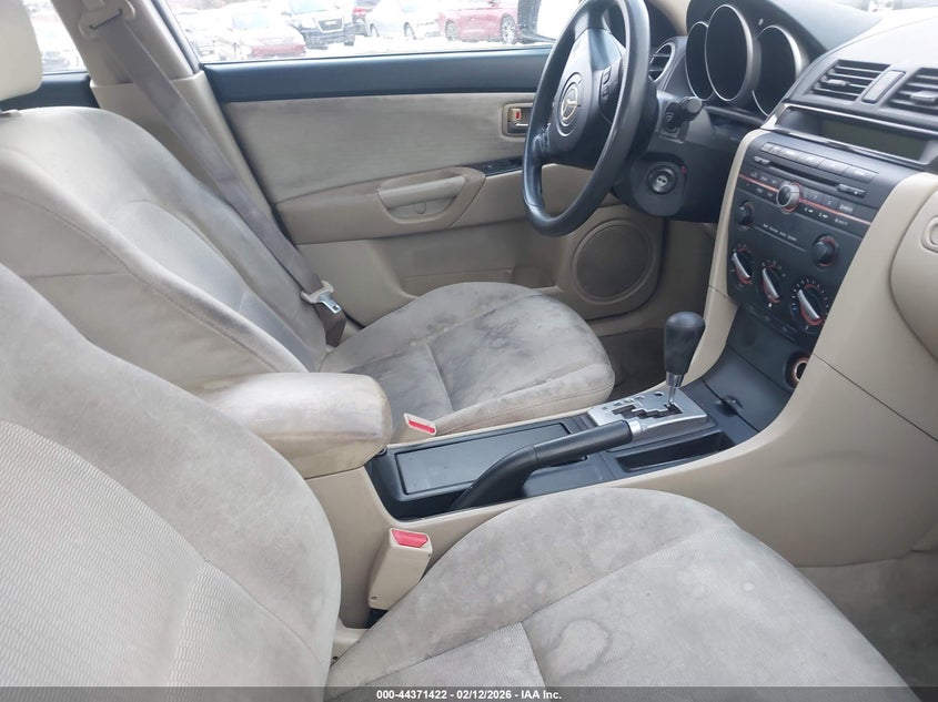 2007 Mazda 3 VIN JM1BK12F471682525 IAAI salvage auction — RIGHT FRONT, Salvage (Pennsylvania), sold $250 on 2026-07-24 (photo 5)