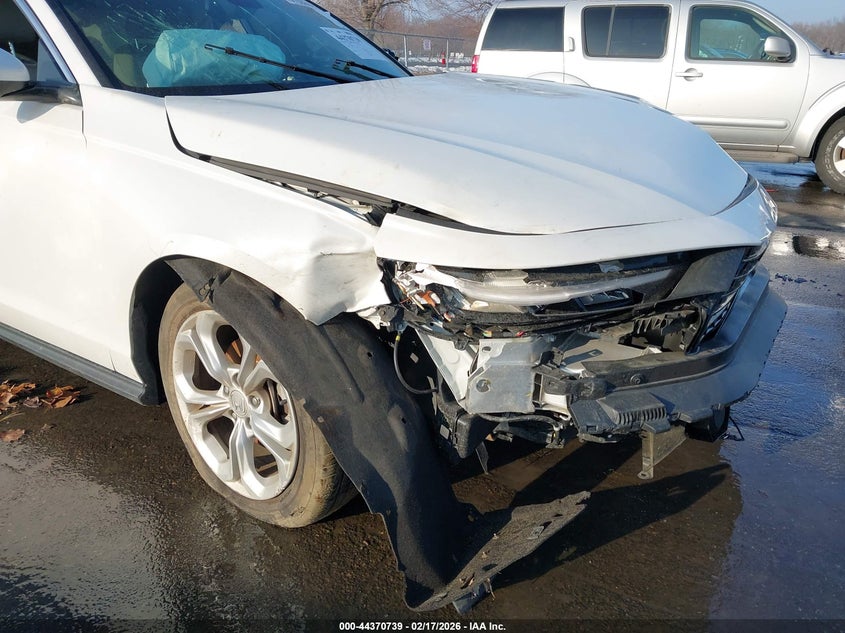2024 Honda Accord VIN 1HGCY1F25RA065522 IAAI salvage auction — FRONT & REAR, Salvage (New Jersey), sold $4,400 on 2026-08-03 (photo 6)