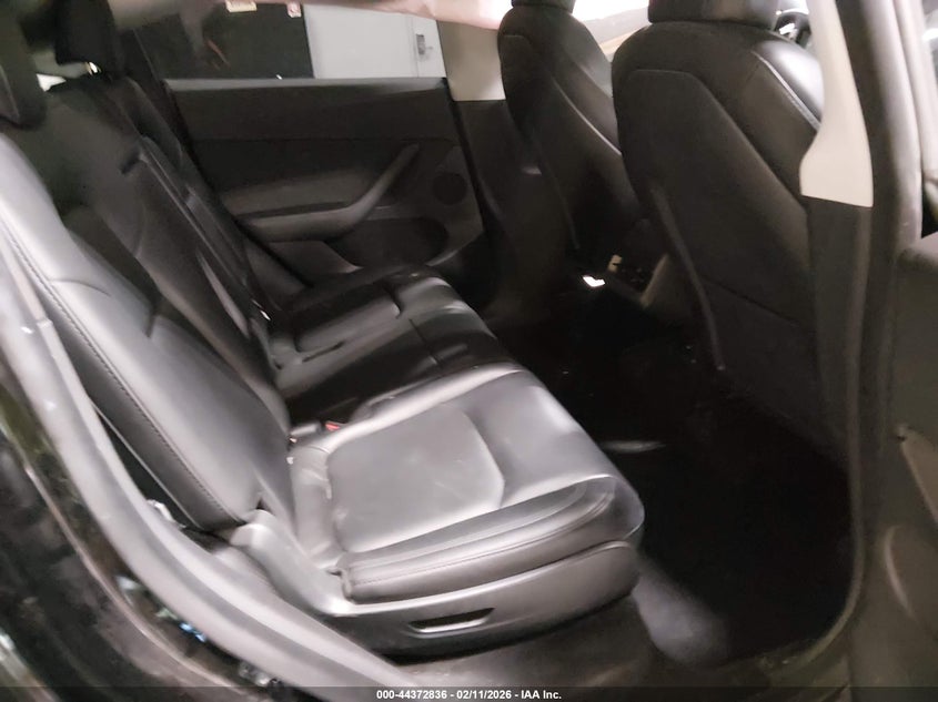 2022 Tesla Model y VIN 7SAYGAEE4NF515913 IAAI salvage auction — LEFT SIDE, Salvage (Alabama), sold $6,900 on 2026-07-13 (photo 8)