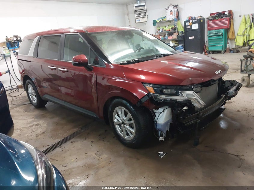 2023 Kia Carnival VIN KNDNB4H38P6212612 IAAI salvage auction — LEFT SIDE, Salvage (Ohio), sold $3,300 on 2026-07-13 (photo 1)