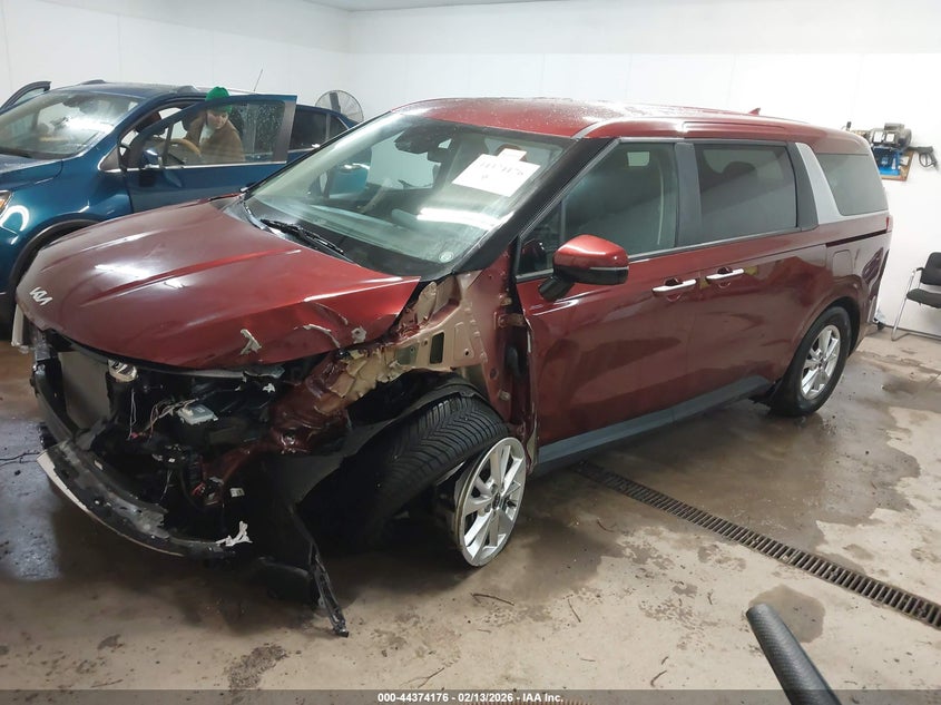 2023 Kia Carnival VIN KNDNB4H38P6212612 IAAI salvage auction — LEFT SIDE, Salvage (Ohio), sold $3,300 on 2026-07-13 (photo 2)