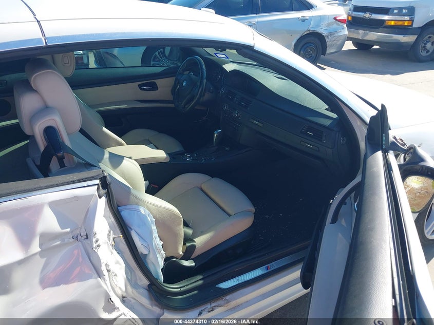 2012 BMW 3er VIN WBADW3C57CE821402 IAAI salvage auction — RIGHT SIDE, Salvage Title, sold $800 on 2026-07-28 (photo 5)