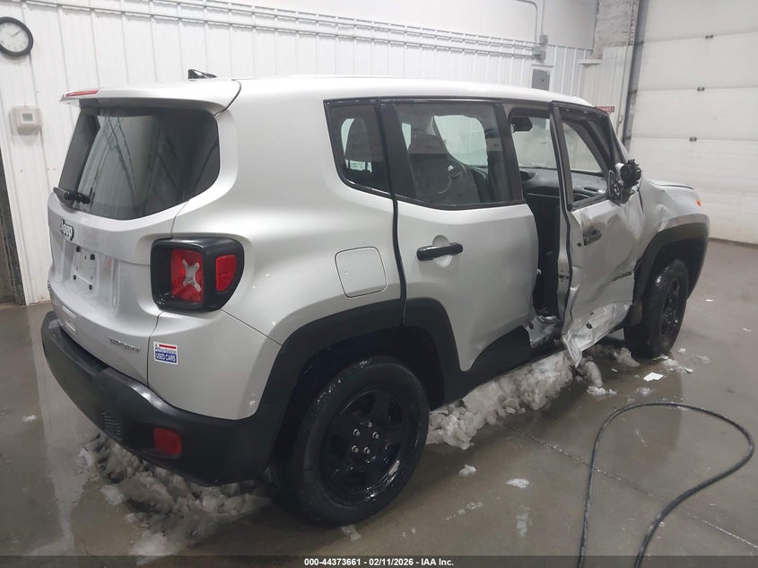 2021 Jeep Renegade VIN ZACNJDAB2MPN19977 IAAI salvage auction — SIDE, Bill Of Sale (Alaska), sold $2,050 on 2026-07-25 (photo 4)