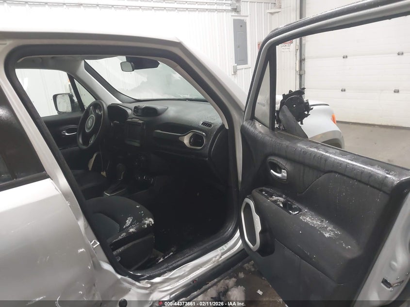 2021 Jeep Renegade VIN ZACNJDAB2MPN19977 IAAI salvage auction — SIDE, Bill Of Sale (Alaska), sold $2,050 on 2026-07-25 (photo 5)