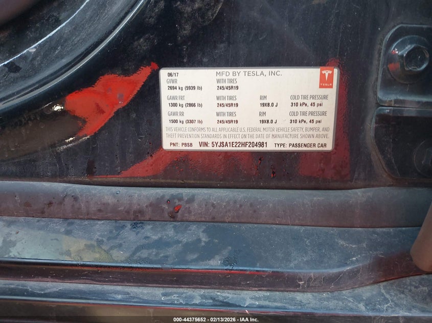 2017 Tesla Model s VIN 5YJSA1E22HF204981 IAAI salvage auction — RIGHT SIDE, Salvage Title, sold $1,250 on 2026-07-22 (photo 9)