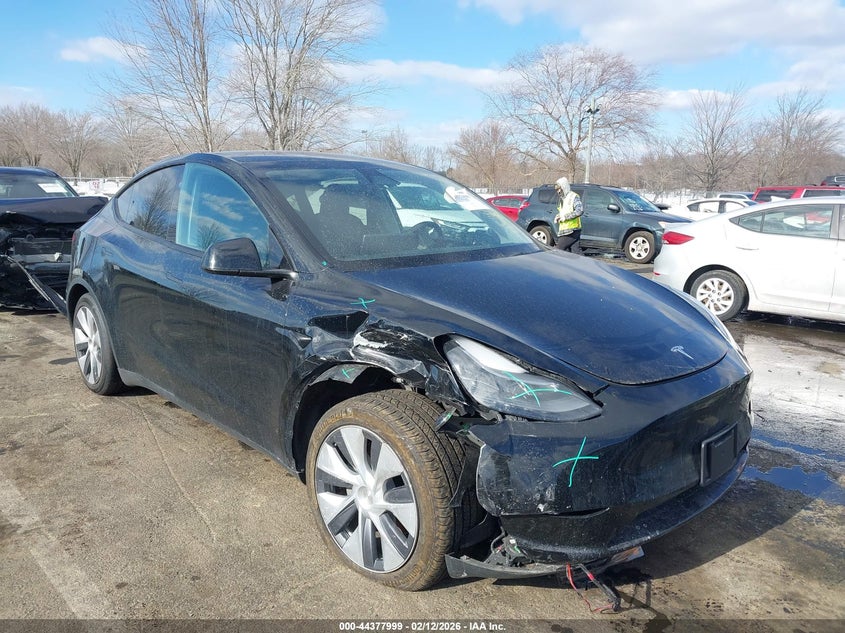 2023 Tesla Model y VIN 7SAYGAEE4PF829385 IAAI salvage auction — FRONT & REAR, Salvage (New Jersey), sold $8,500 on 2026-07-16 (photo 1)
