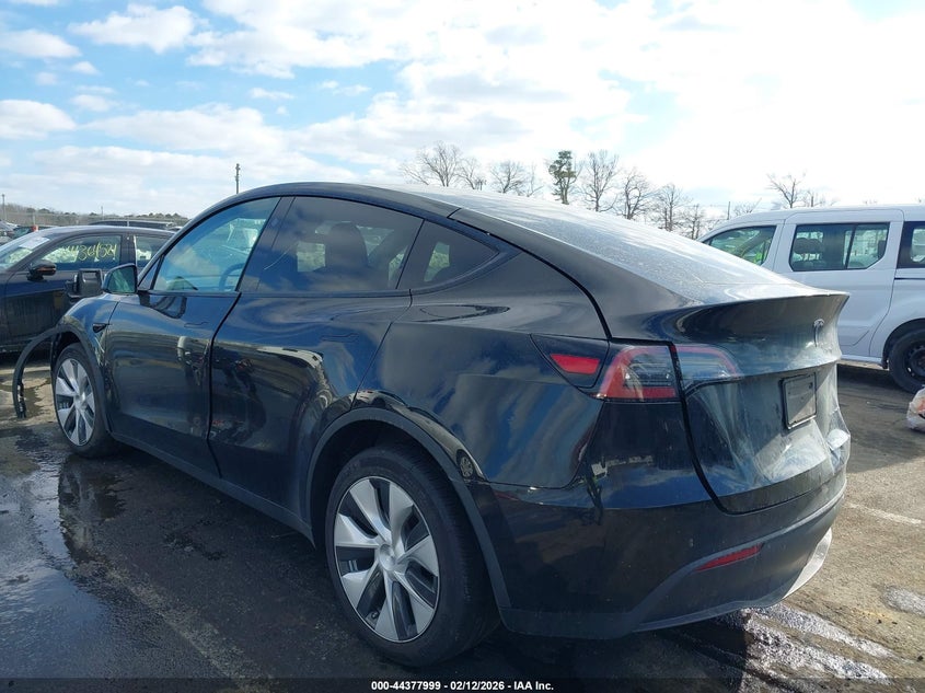 2023 Tesla Model y VIN 7SAYGAEE4PF829385 IAAI salvage auction — FRONT & REAR, Salvage (New Jersey), sold $8,500 on 2026-07-16 (photo 3)