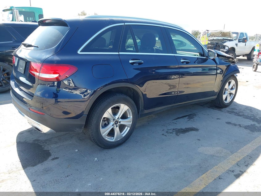 2017 Mercedes-benz Glc VIN WDC0G4JB8HV008147 IAAI salvage auction — FRONT END, Salvage Title, sold $2,850 on 2026-07-16 (photo 4)