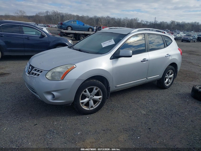 2011 Nissan Rogue VIN JN8AS5MV5BW690947 IAAI salvage auction — NORMAL WEAR, Clear (Delaware), sold $300 on 2026-07-13 (photo 2)