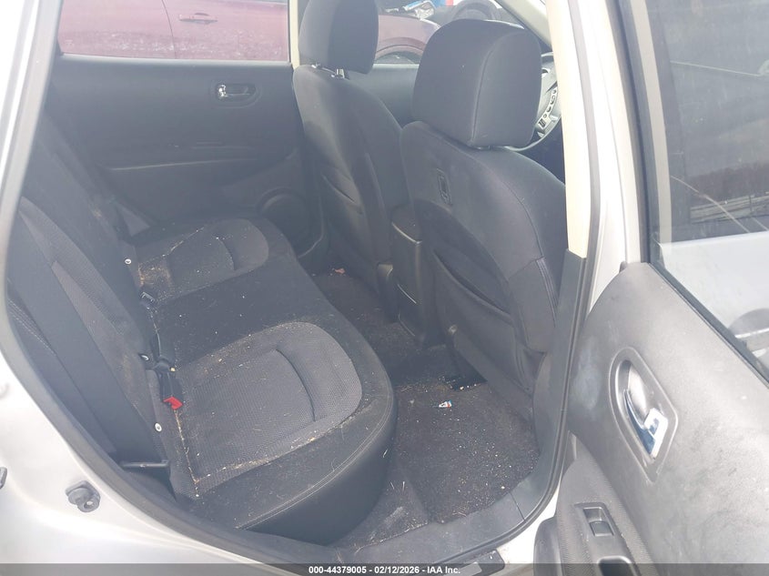 2011 Nissan Rogue VIN JN8AS5MV5BW690947 IAAI salvage auction — NORMAL WEAR, Clear (Delaware), sold $300 on 2026-07-13 (photo 8)