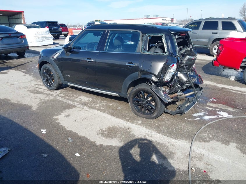 2015 Mini Countryman VIN WMWZC5C50FWP47068 IAAI salvage auction — FRONT & REAR, Salvage Title, sold $1,700 on 2026-08-04 (photo 3)