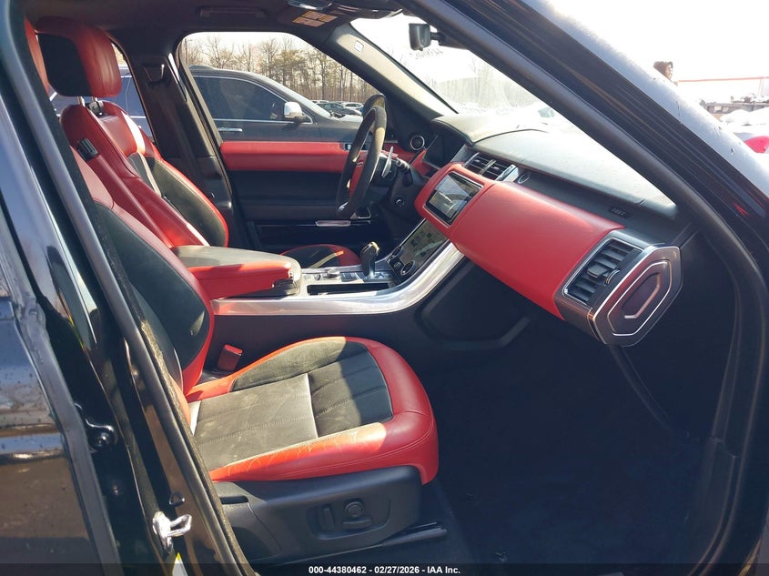 2019 Land rover Range rover sport VIN SALWS2SU1KA874508 IAAI salvage auction — SIDE, Salvage Title, sold $9,300 on 2026-08-22 (photo 5)