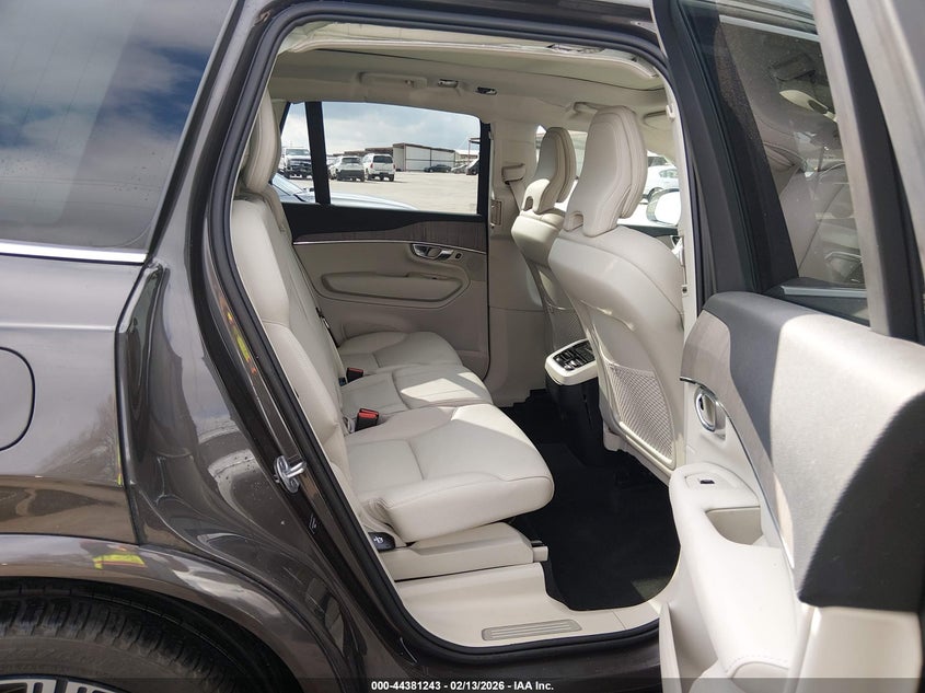 2024 Volvo Xc90 VIN YV4062PEXR1164226 IAAI salvage auction — Front End, Original (Texas), sold $11,950 on 2026-05-07 (photo 8)