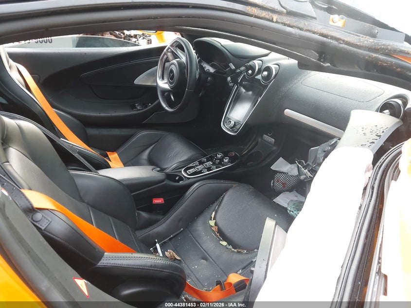 2023 Mclaren Gt VIN SBM22GCA2PW002850 IAAI salvage auction — Side, Salvage (Georgia), sold $40,200 on 2026-05-26 (photo 5)