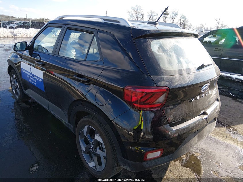 2025 Hyundai Venue VIN KMHRC8A39SU406467 IAAI salvage auction — FRONT & REAR, Salvage Title, sold $1,050 on 2026-07-27 (photo 3)