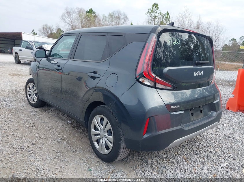 2025 Kia Soul VIN KNDJ23AU1S7250889 IAAI salvage auction — FRONT END, Salvage Title, sold $2,750 on 2026-07-17 (photo 3)