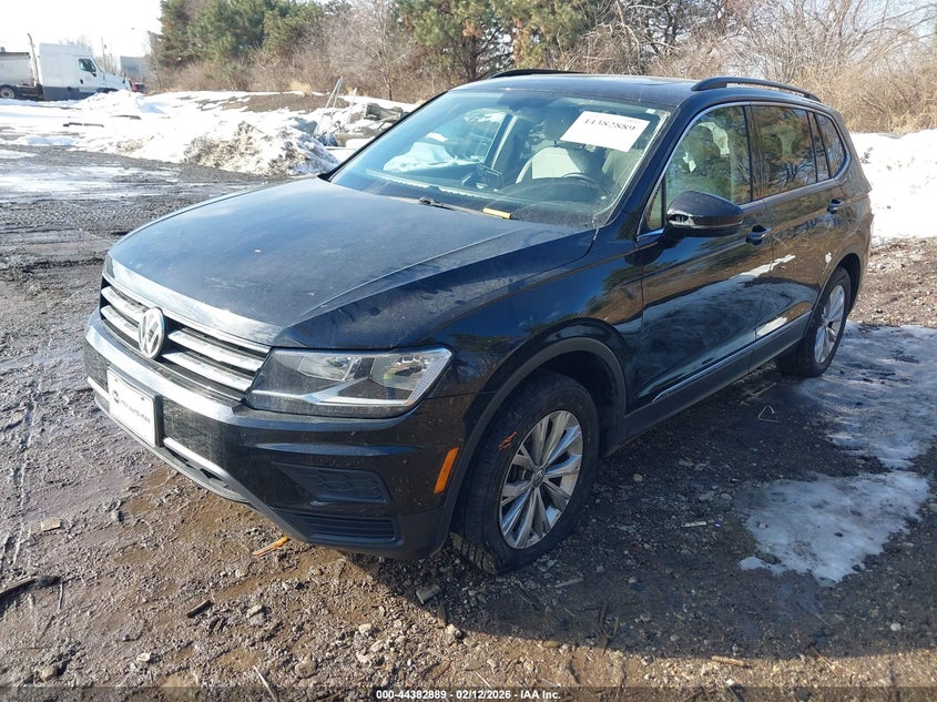 2018 Volkswagen Tiguan VIN 3VV3B7AX9JM079759 IAAI salvage auction — LEFT SIDE, Salvage (Indiana), sold $2,500 on 2026-07-25 (photo 2)