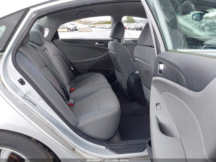 2014 Hyundai Sonata VIN 5NPEB4AC2EH827296 IAAI salvage auction — LEFT & RIGHT, Salvage (Oregon), sold $700 on 2026-07-09 (photo 8)