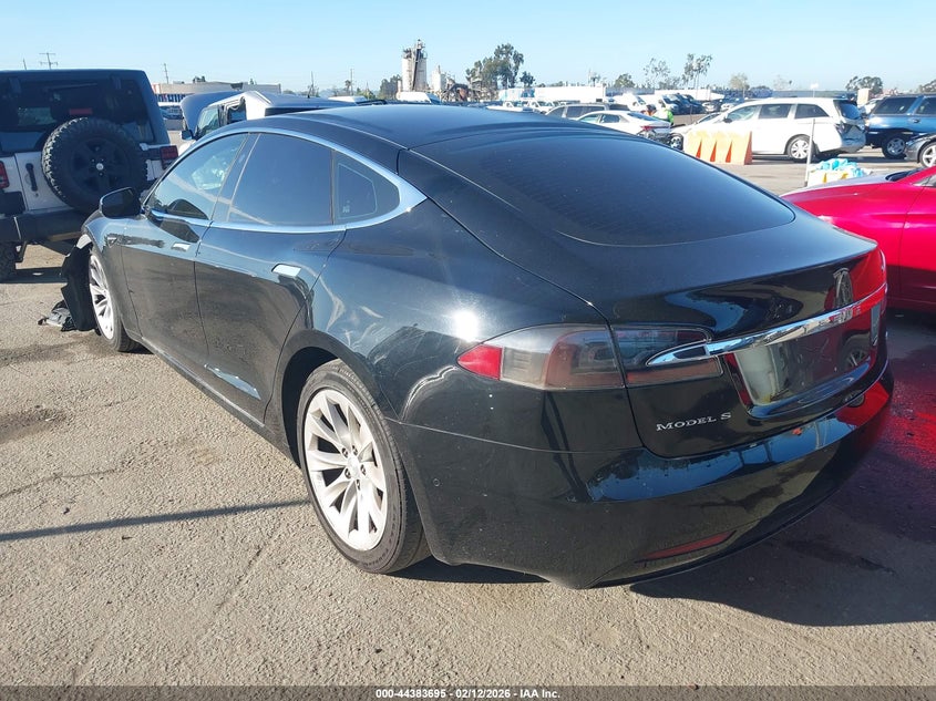2017 Tesla Model s VIN 5YJSA1E18HF210565 IAAI salvage auction — LEFT FRONT, Salvage Title, sold $2,225 on 2026-07-22 (photo 3)