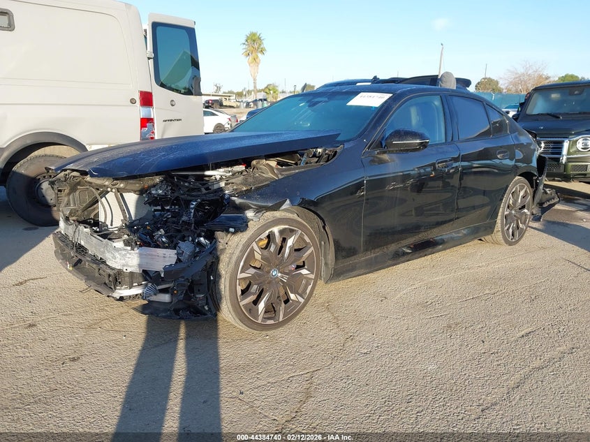 2024 BMW I5 VIN WBY33FK09RCR18490 IAAI salvage auction — FRONT END, Salvage (California), sold $16,400 on 2026-07-08 (photo 2)