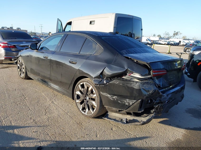 2024 BMW I5 VIN WBY33FK09RCR18490 IAAI salvage auction — FRONT END, Salvage (California), sold $16,400 on 2026-07-08 (photo 3)