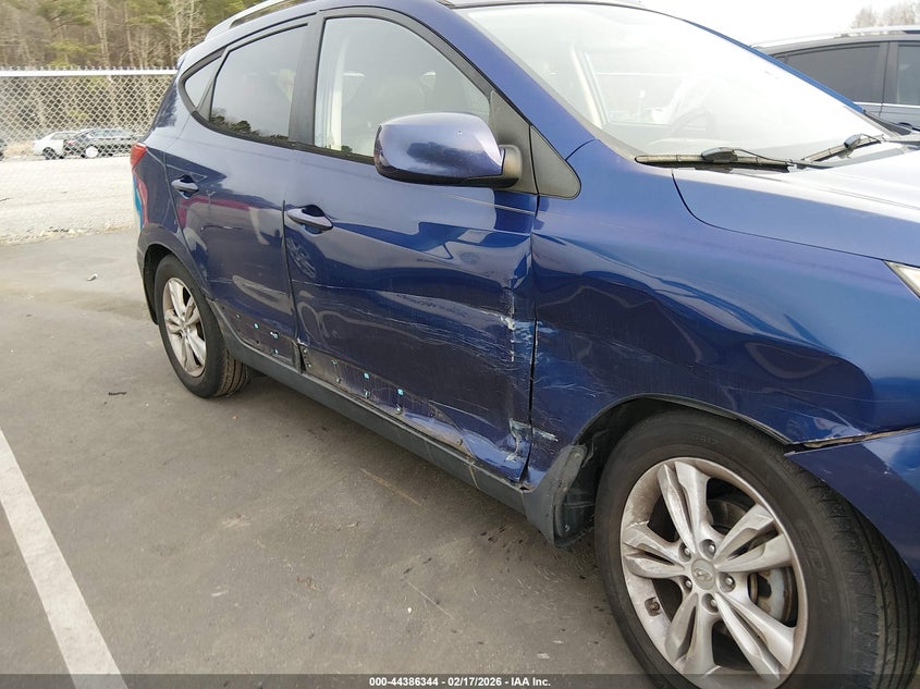 2011 Hyundai Tucson VIN KM8JU3AC5BU136697 IAAI salvage auction — RIGHT SIDE, Salvage (North Carolina), sold $1,425 on 2026-07-22 (photo 6)