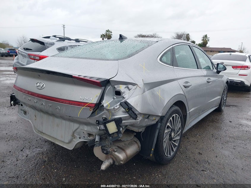 2023 Hyundai Sonata VIN KMHL34JJ5PA082231 IAAI salvage auction — FRONT & REAR, Salvage Title, sold $8,000 on 2026-08-22 (photo 4)