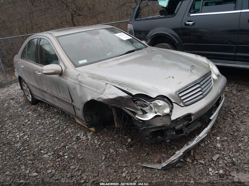 2006 Mercedes-benz C-klasse VIN WDBRF92H56F786556 IAAI salvage auction — FRONT END, Salvage (Idaho), sold $125 on 2026-07-12 (photo 1)
