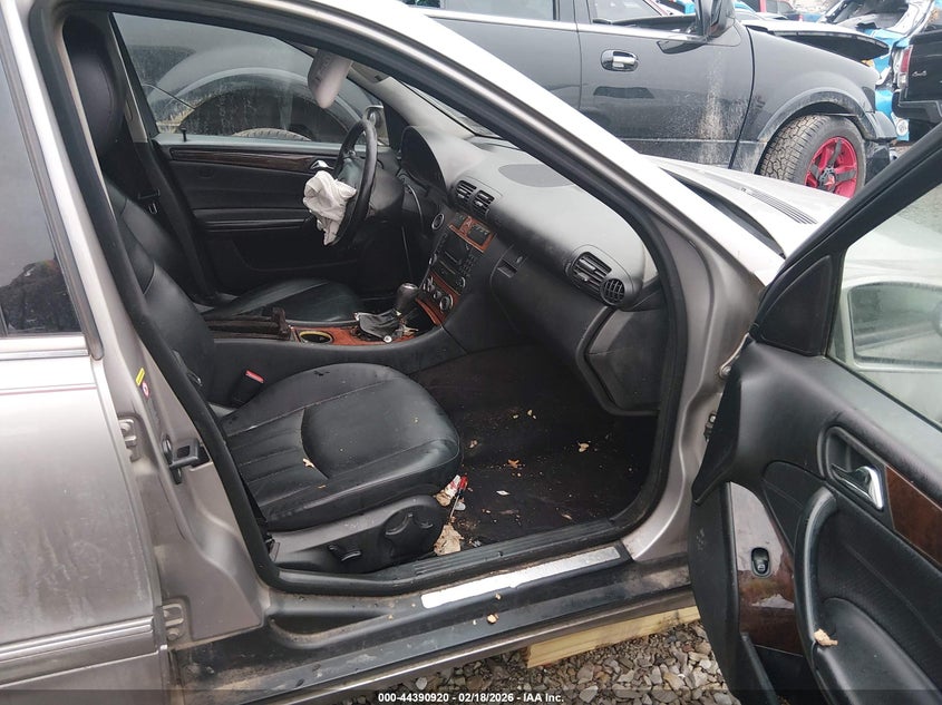 2006 Mercedes-benz C-klasse VIN WDBRF92H56F786556 IAAI salvage auction — FRONT END, Salvage (Idaho), sold $125 on 2026-07-12 (photo 5)