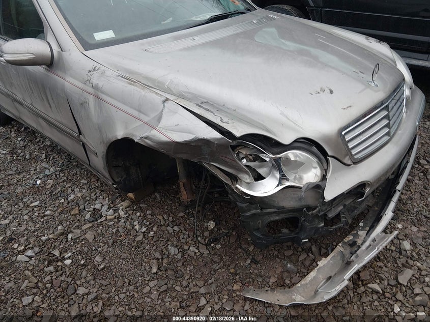 2006 Mercedes-benz C-klasse VIN WDBRF92H56F786556 IAAI salvage auction — FRONT END, Salvage (Idaho), sold $125 on 2026-07-12 (photo 6)