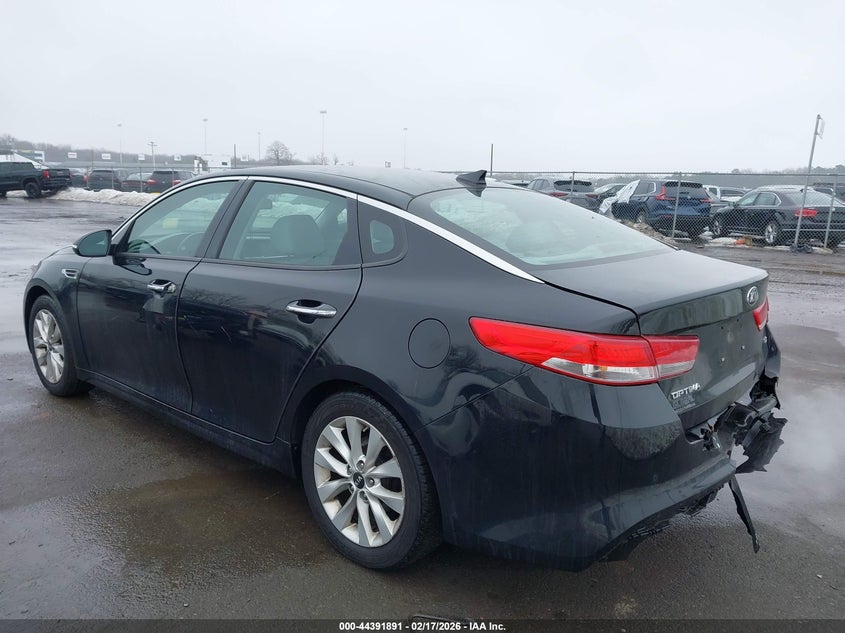 2018 Kia Optima VIN 5XXGU4L33JG196533 IAAI salvage auction — REAR END, Salvage (New Jersey), sold $1,600 on 2026-07-06 (photo 3)