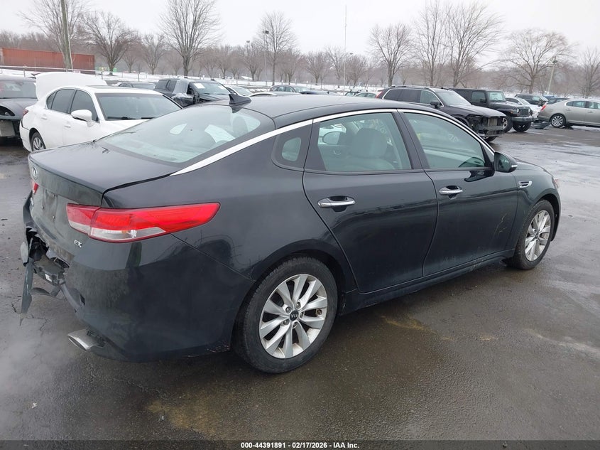 2018 Kia Optima VIN 5XXGU4L33JG196533 IAAI salvage auction — REAR END, Salvage (New Jersey), sold $1,600 on 2026-07-06 (photo 4)