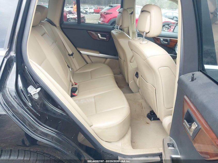 2011 Mercedes-benz Glk-klasse VIN WDCGG5GB0BF635244 IAAI salvage auction — LEFT REAR, Salvage (Georgia), sold $2,550 on 2026-07-15 (photo 8)