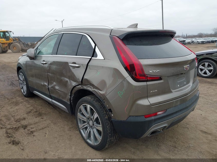 2020 Cadillac Xt4 VIN 1GYFZDR41LF046008 IAAI salvage auction — SIDE, Salvage Title, sold $7,350 on 2026-08-13 (photo 3)