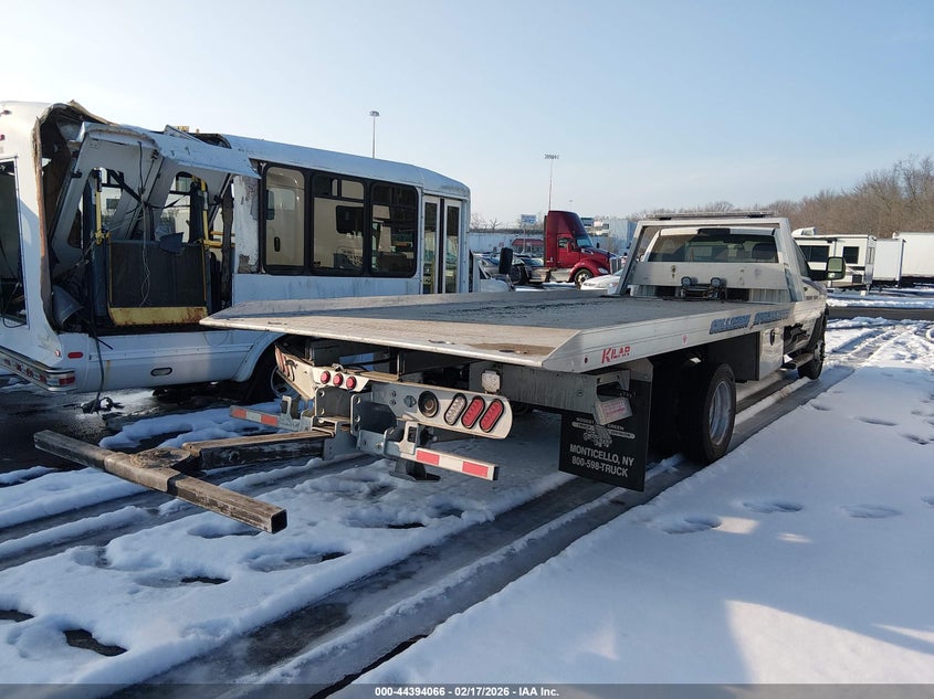 2024 Ram 5500 VIN 3C7WRNDJ6RG398987 IAAI salvage auction — TRANSMISSION, Salvage Title, sold $8,600 on 2026-08-26 (photo 4)
