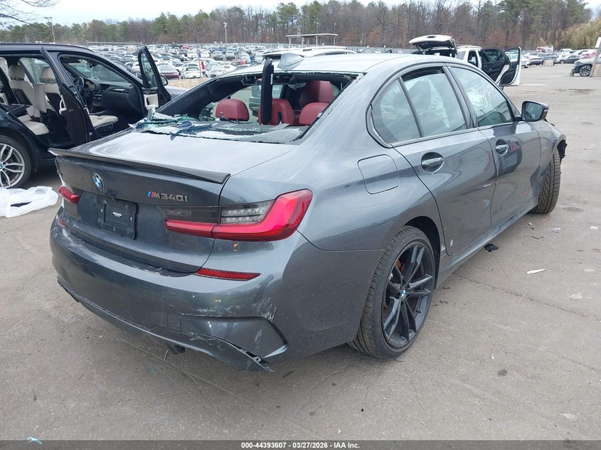 2022 BMW 3er VIN 3MW5U9J01N8C68806 IAAI salvage auction — FRONT & REAR, Salvage (Vermont), sold $9,000 on 2026-07-28 (photo 4)