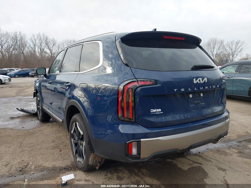 2025 Kia Telluride VIN 5XYP34GC2SG708261 IAAI salvage auction — FRONT END, Salvage Title, sold $12,000 on 2026-07-15 (photo 3)