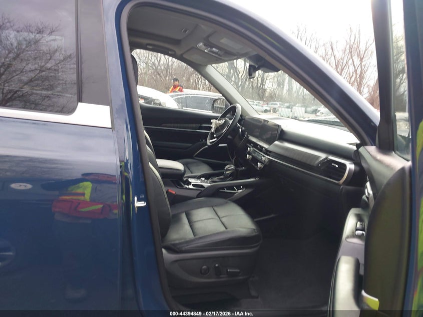 2025 Kia Telluride VIN 5XYP34GC2SG708261 IAAI salvage auction — FRONT END, Salvage Title, sold $12,000 on 2026-07-15 (photo 5)
